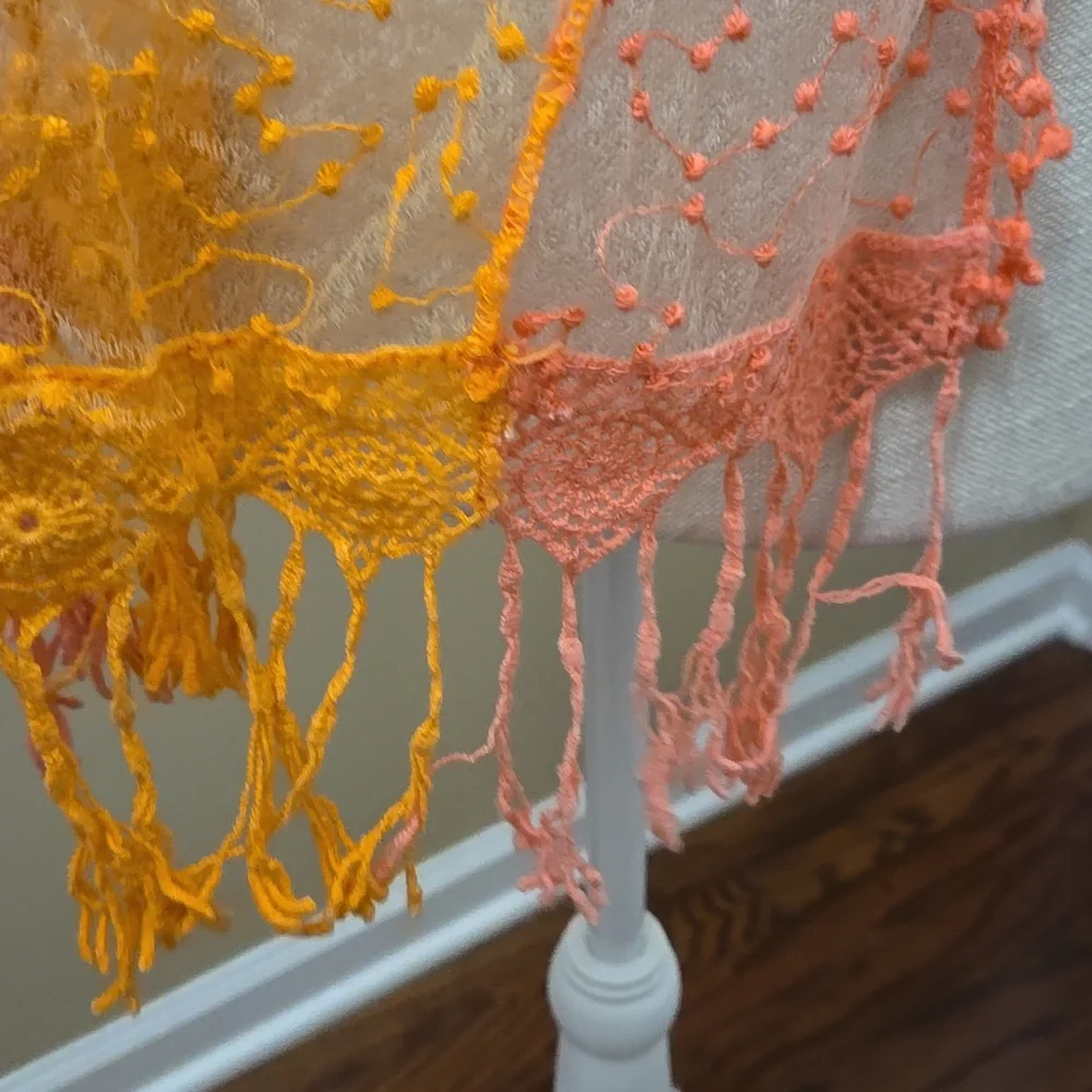 Elegant Peach Pink Sheer Lace Rectangular Scarf fringe end EUC 10